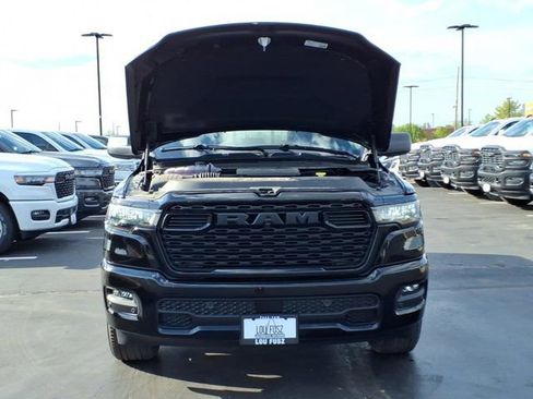 New 2026 RAM 1500 Express image 21
