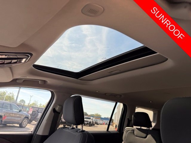 Used 2023 Jeep Grand Cherokee L Laredo w/ Luxury Tech Group I AWD/4WD image 47