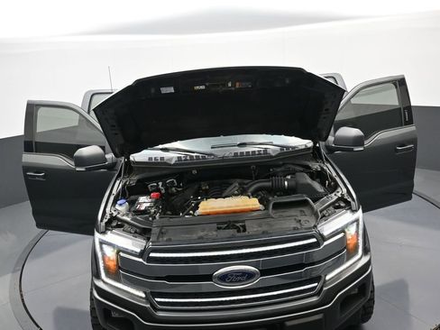 Used 2018 Ford F150 XLT w/ Equipment Group 302A Luxury AWD/4WD image 38