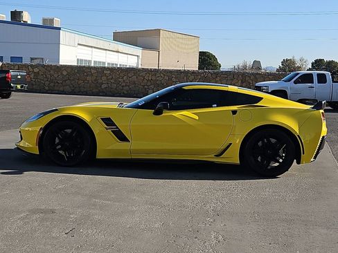 Used 2017 Chevrolet Corvette Grand Sport image 2