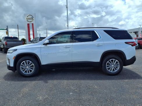 Used 2023 Chevrolet Traverse LT FWD image 5
