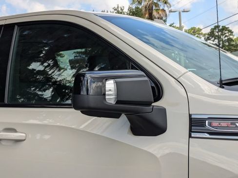New 2026 GMC Sierra 1500 AT4 w/ AT4 Premium Package AWD/4WD image 13