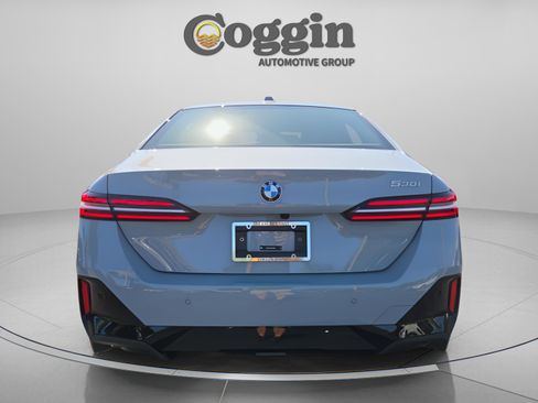 New 2026 BMW 530i w/ M Sport Package RWD image 5