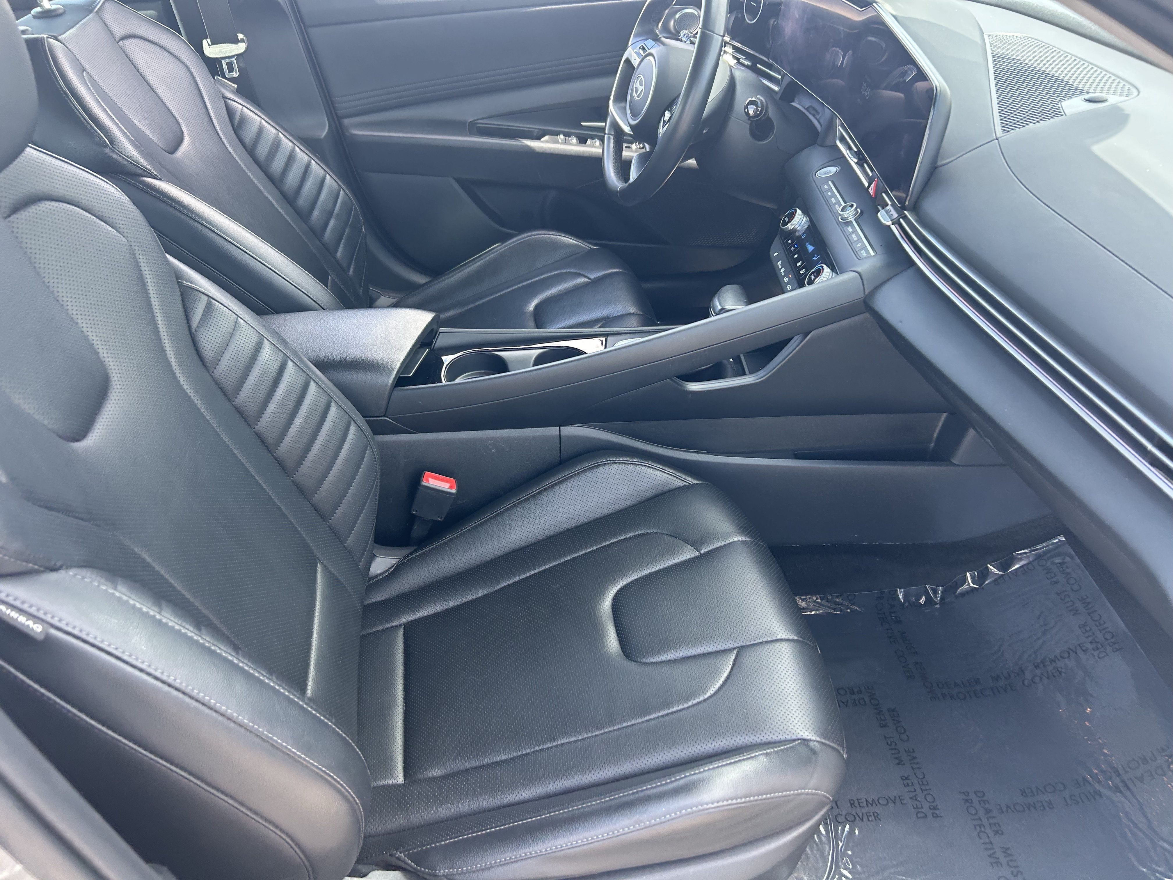 Used 2024 Hyundai Elantra Limited FWD image 12