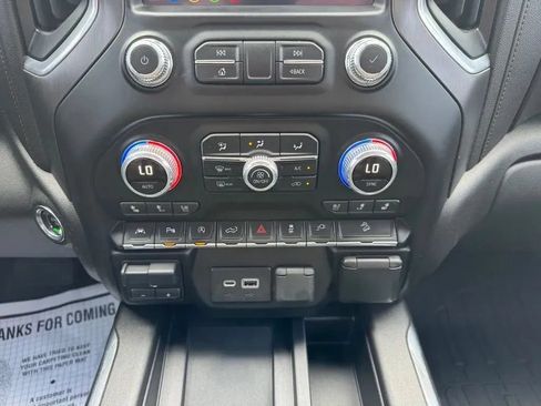 Used 2019 GMC Sierra 1500 AT4 w/ AT4 Premium Package AWD/4WD image 18