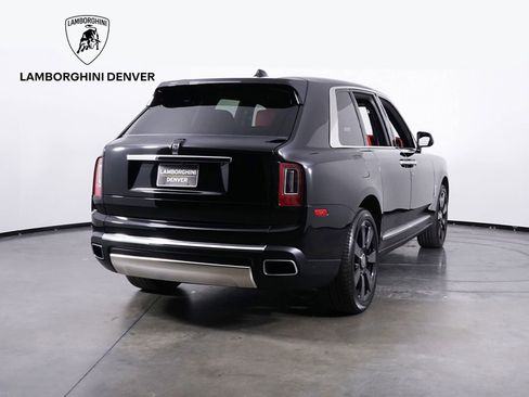 Used 2022 Rolls-Royce Cullinan w/ Cullinan Package image 7