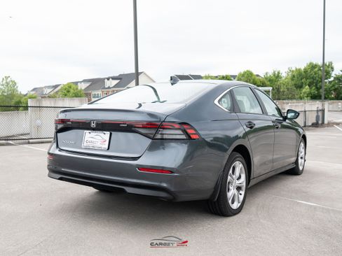 Used 2025 Honda Accord LX image 7
