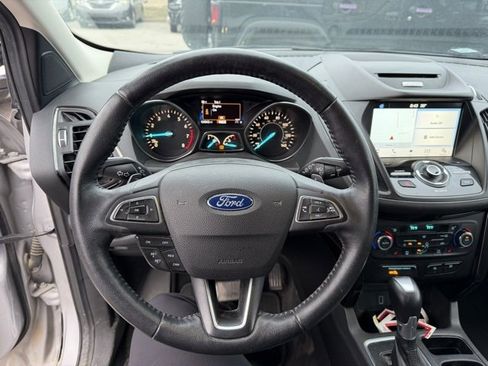 Used 2017 Ford Escape Titanium image 16