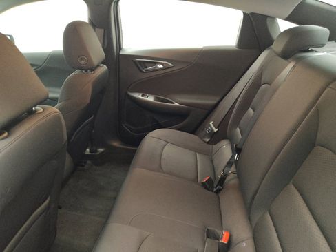 Used 2022 Chevrolet Malibu LS FWD image 18