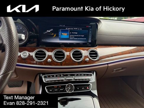 Used 2017 Mercedes-Benz E 300 4MATIC image 12