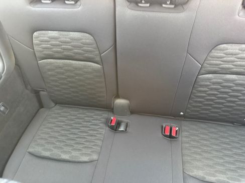 Used 2024 Nissan Pathfinder SV AWD/4WD image 11