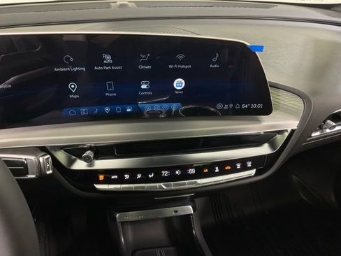 New 2026 Cadillac Lyriq Luxury w/ LPO, Floor Liner Package image 18