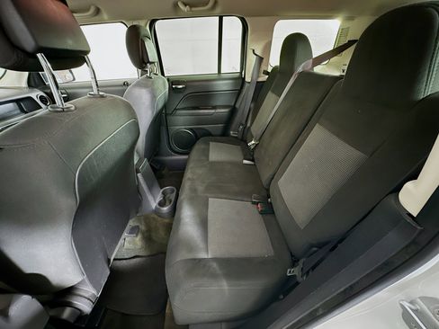 Used 2016 Jeep Patriot Sport w/ Power Value Group image 23