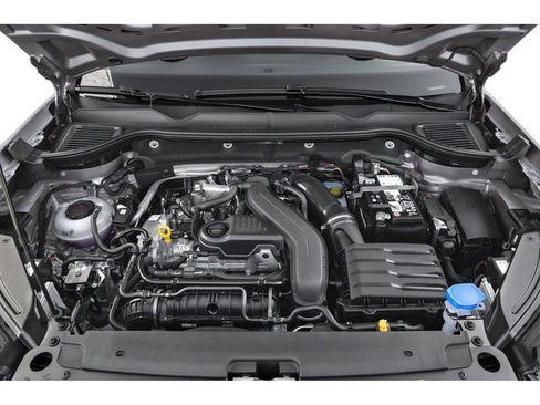 New 2025 Volkswagen Taos SE image 39