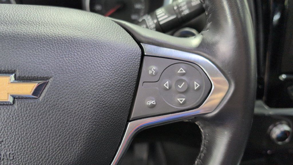Used 2019 Chevrolet Traverse LT w/ LPO, Black Accent Package AWD/4WD image 11