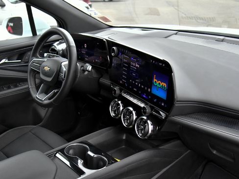Used 2024 Chevrolet Blazer EV LT AWD/4WD image 51