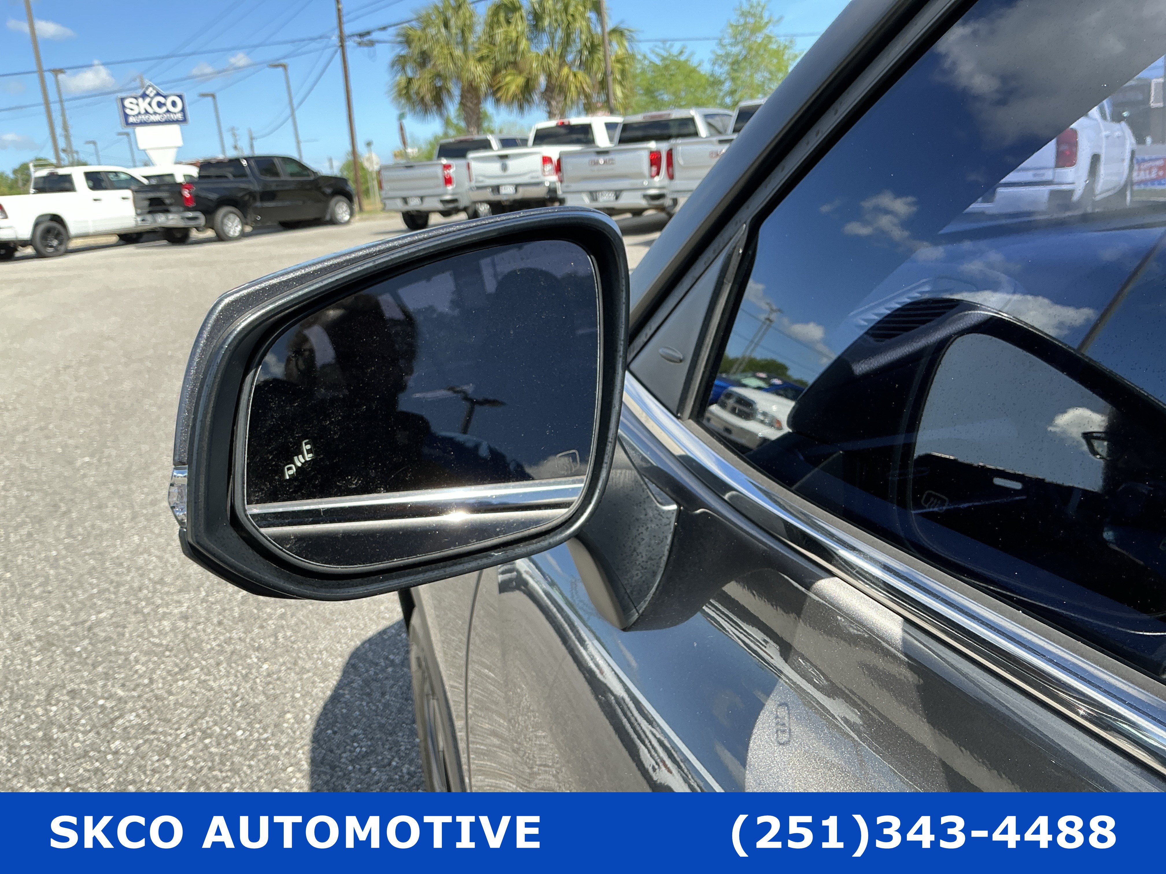 Used 2021 Toyota Highlander XLE FWD image 10