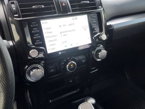 Used 2022 Toyota 4Runner TRD Off-Road Premium image 11