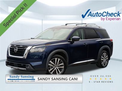Used 2022 Nissan Pathfinder Platinum w/ Cargo Package