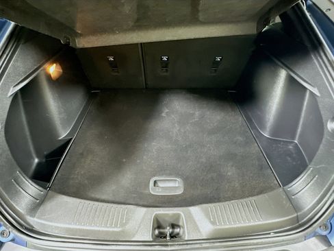 Used 2025 Buick Envista Preferred w/ Advanced Safety Package image 28