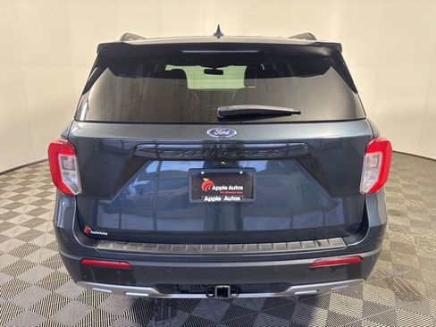 Used 2023 Ford Explorer XLT w/ Equipment Group 202A AWD/4WD image 5