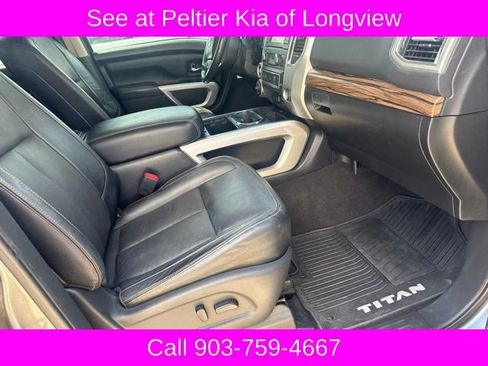 Used 2017 Nissan Titan SL AWD/4WD image 10