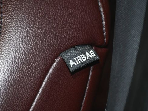 Used 2023 Ford Expedition Limited AWD/4WD image 50