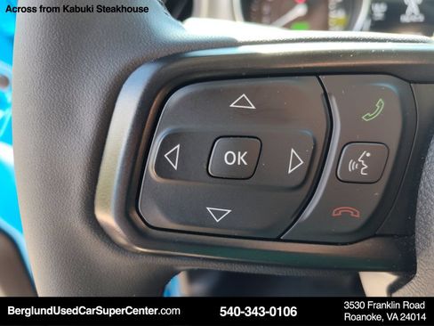 Used 2023 Jeep Wrangler Unlimited w/ Cold Weather Group AWD/4WD image 25