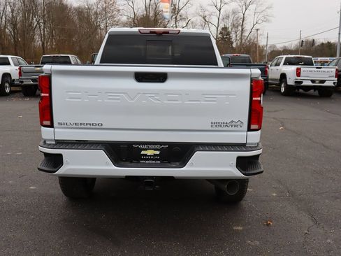 New 2026 Chevrolet Silverado 3500 High Country w/ Technology Package image 24