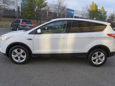 Used 2014 Ford Escape SE image 5