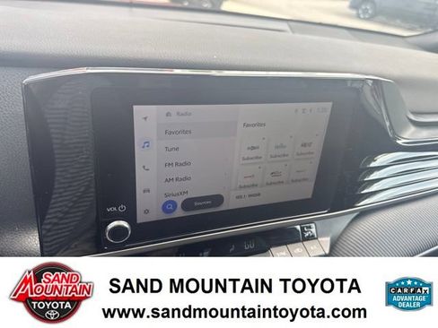 Used 2025 Toyota Camry SE FWD image 23