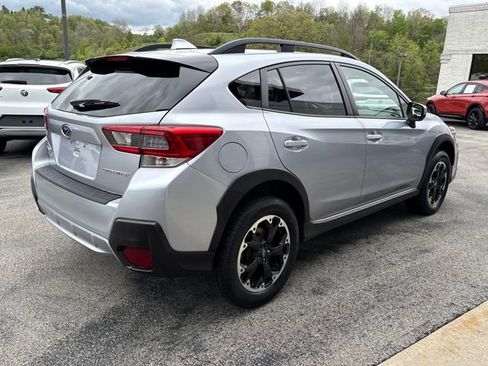 Used 2021 Subaru Crosstrek 2.0i Premium w/ Moonroof Package AWD/4WD image 5
