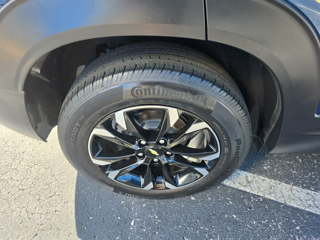 Used 2021 Chevrolet TrailBlazer LT w/ Premium Seating Package FWD image 17