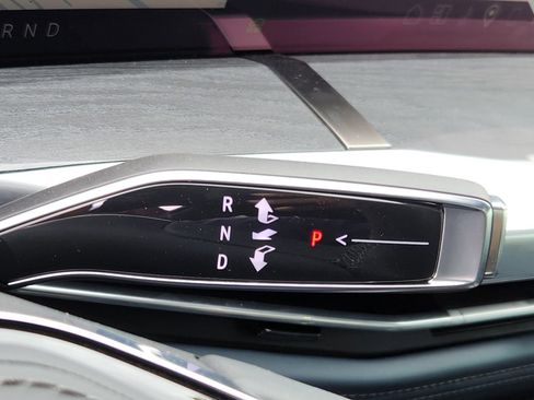 New 2025 Cadillac Escalade IQ Sport 2 image 31