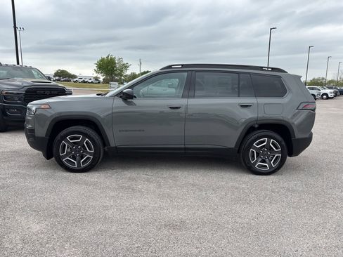 New 2026 Jeep Cherokee Laredo AWD/4WD image 2