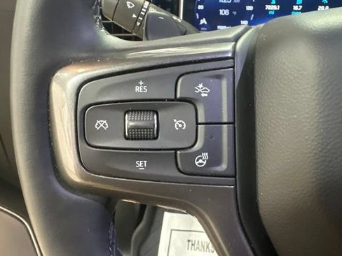 Used 2024 Chevrolet Silverado 1500 High Country w/ High Country Premium Package AWD/4WD image 32