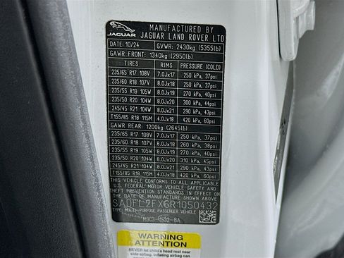 Used 2024 Jaguar E-PACE R-Dynamic SE image 12