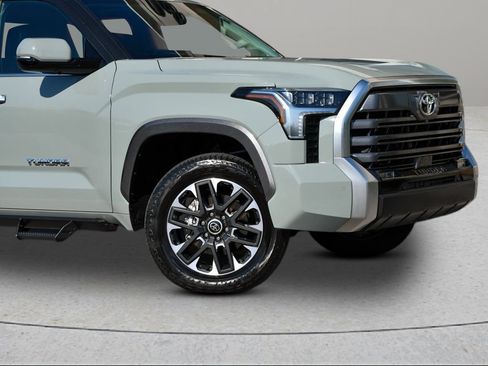 Used 2024 Toyota Tundra Limited AWD/4WD image 11