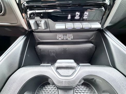 Used 2025 RAM 1500 Big Horn image 21