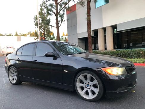 Used 2006 BMW 330i Sedan RWD image 14