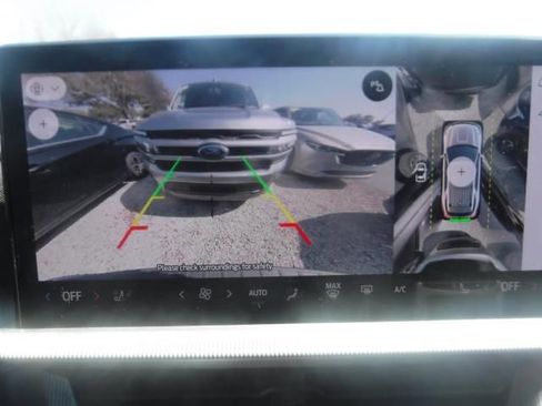 Used 2025 Ford Explorer ST-Line w/ ST-Line Street Pack image 12