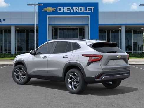 New 2026 Chevrolet Trax LT FWD image 3