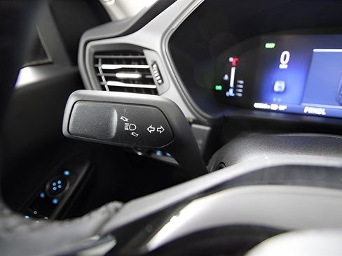 Used 2024 Ford Escape SE FWD image 23