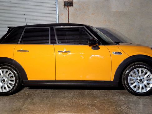 Used 2015 MINI Cooper S image 8