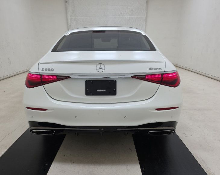 Used 2023 Mercedes-Benz S 580 4MATIC Sedan image 5