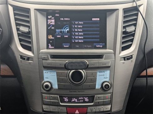 Used 2014 Subaru Outback 2.5i Limited image 17