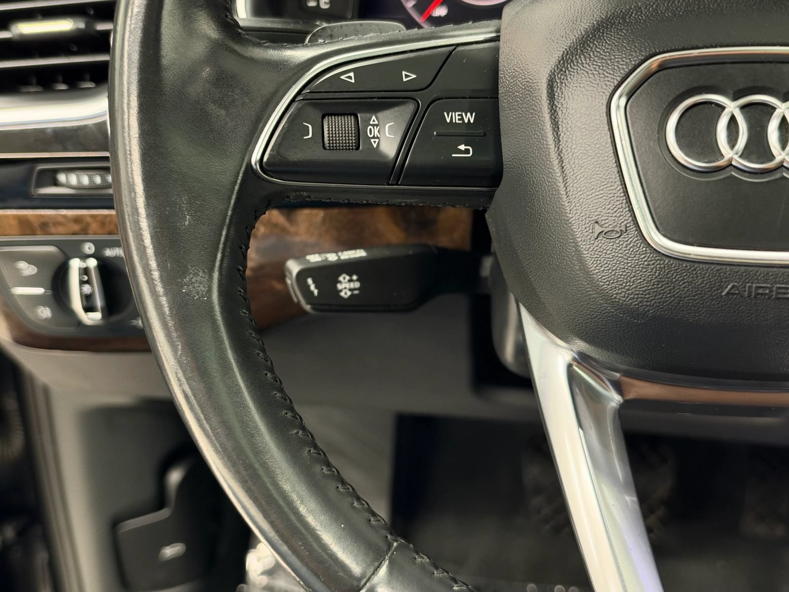 Used 2017 Audi Q7 3.0T Premium Plus w/ Premium Plus Package AWD/4WD image 31