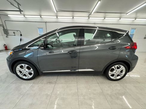 Used 2020 Chevrolet Bolt LT FWD image 8