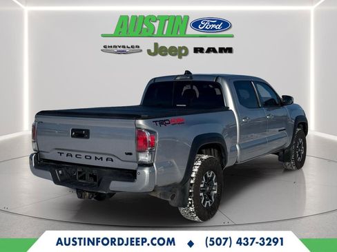 Used 2021 Toyota Tacoma TRD Off-Road w/ Technology Package image 6