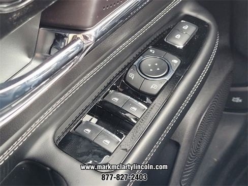 New 2026 Lincoln Corsair Premiere image 22